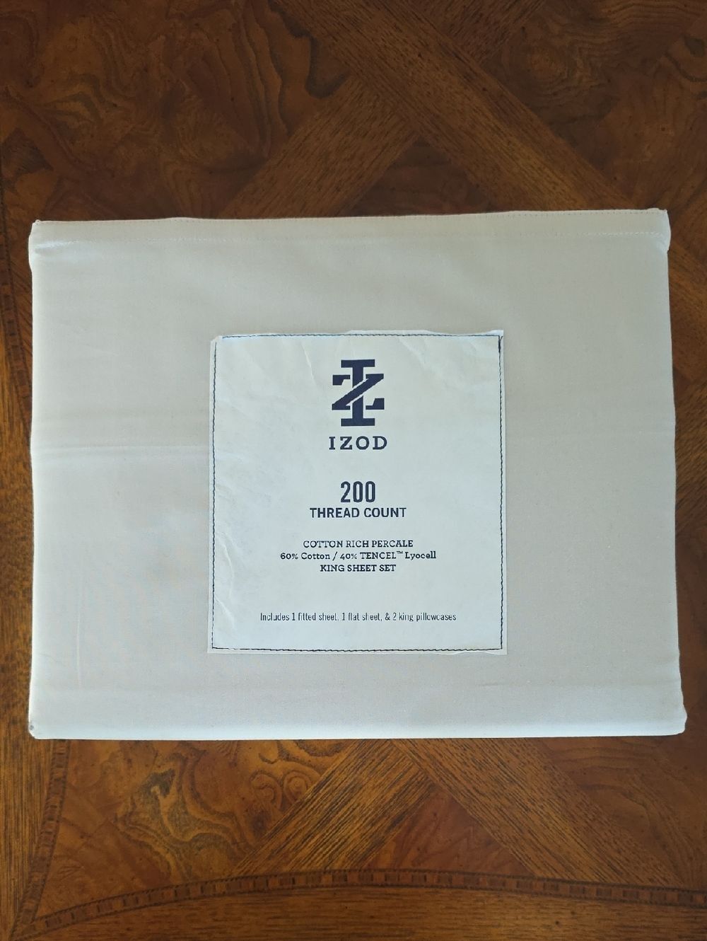Izod Cream Wind Chime 4-piece King Sheet Set - 200 Thread Count - NEW